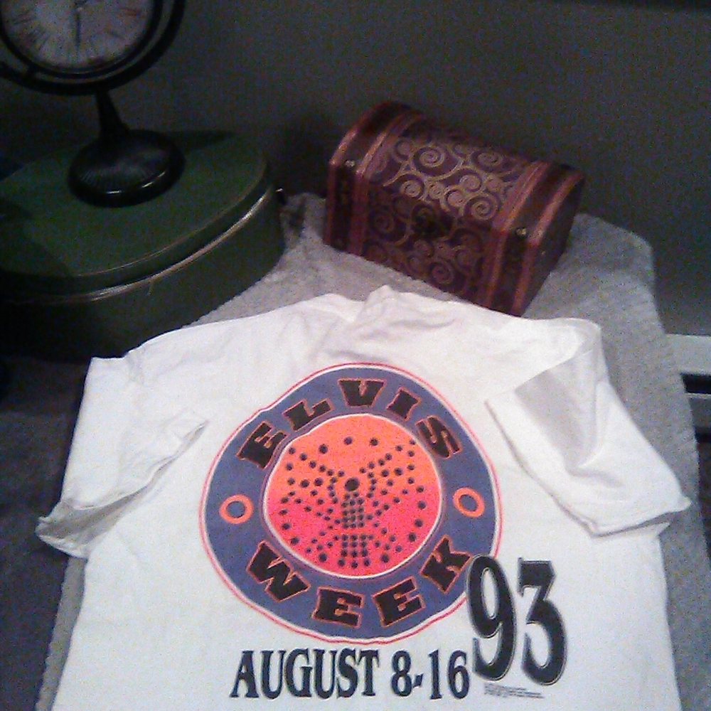 Vintage Rare Elvis Presley concert t-shirt - Picture 5 of 12